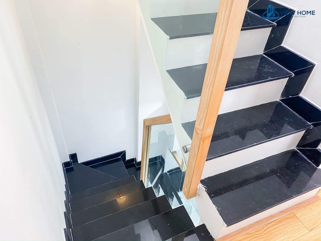 77134780 719909778530977 3211510779962458112 O