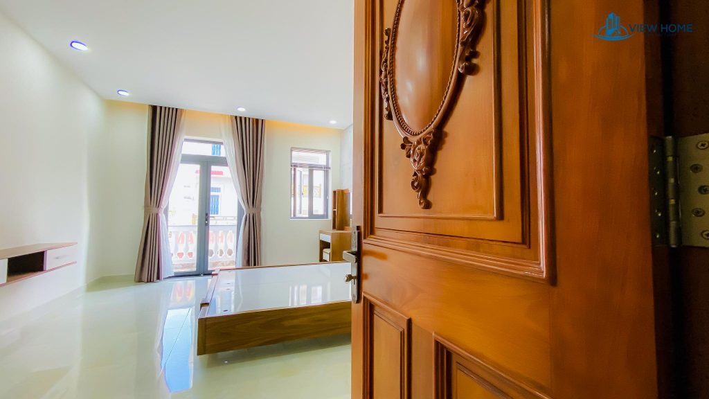 E984bf2fcfa335fd6cb2